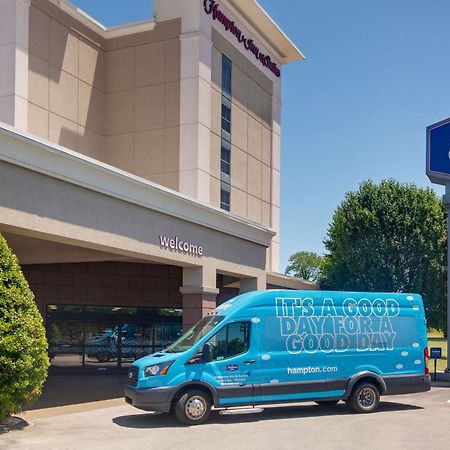 Hampton Inn & Suites Nashville-Airport Exterior photo